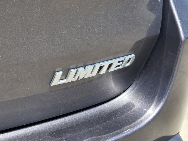 2017 Toyota Highlander Limited photo 8
