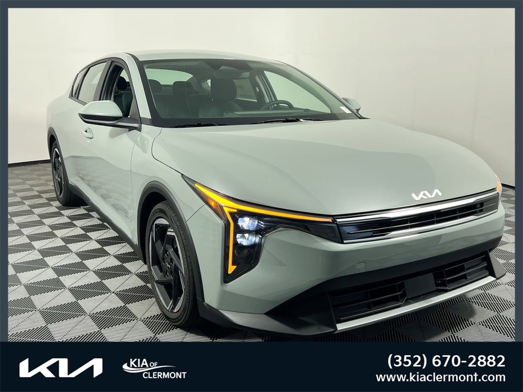 2025 Kia K4 EX's photo