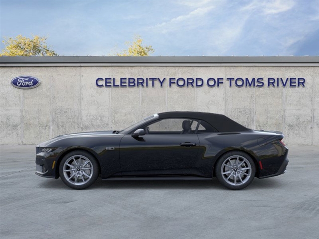 2025 Ford Mustang GT photo 3