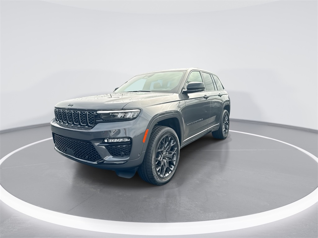 2025 Jeep Grand Cherokee Summit Reserve photo 3