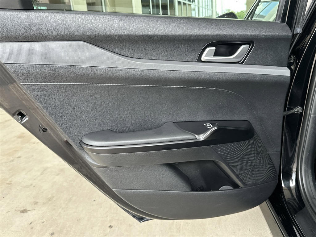 2022 Kia K5 GT-Line photo 26