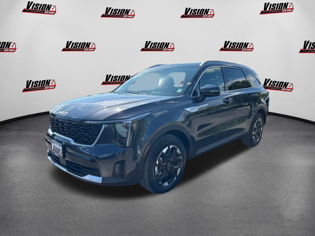 2026 Kia Sorento S's photo