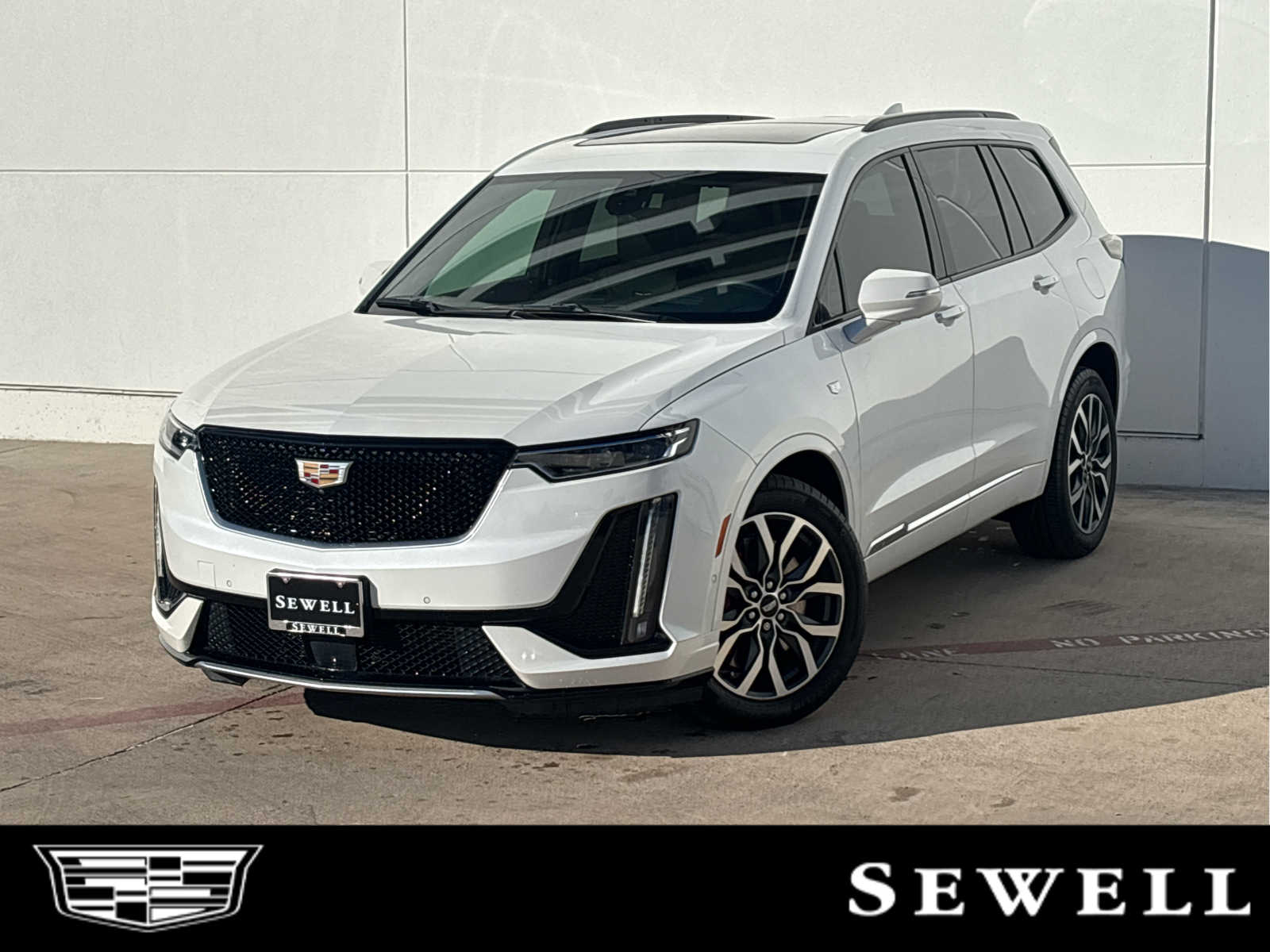 2024 Cadillac XT6 Sport's photo