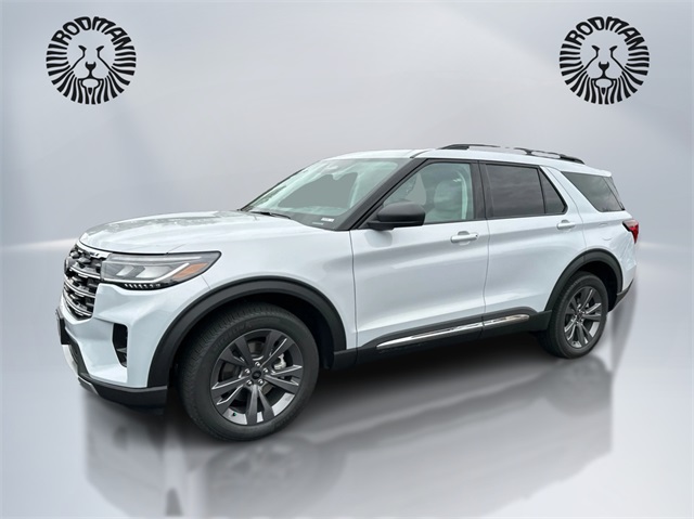 2025 Ford Explorer Active's photo