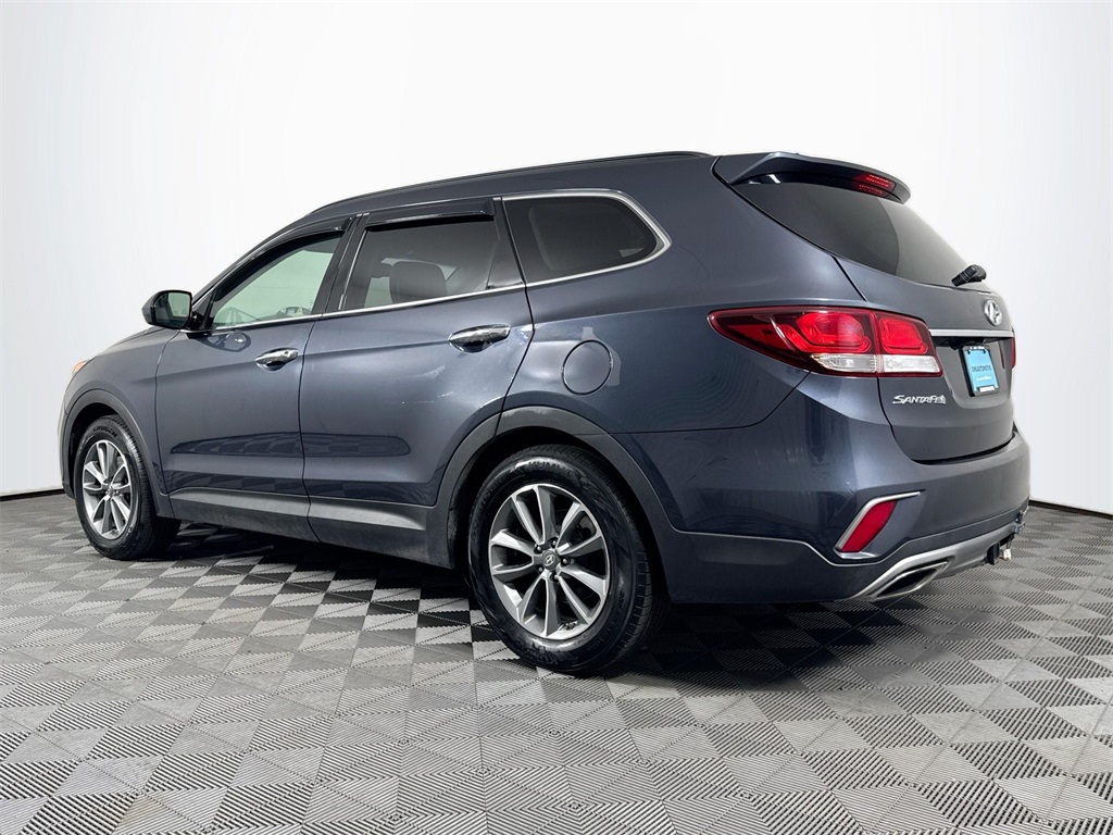 2017 Hyundai Santa Fe SE photo 13