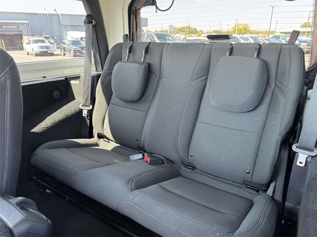 2021 Jeep Wrangler Willys photo 13