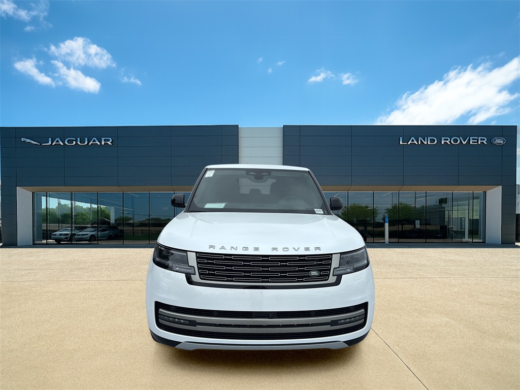 2025 Land Rover Range Rover SE photo 5