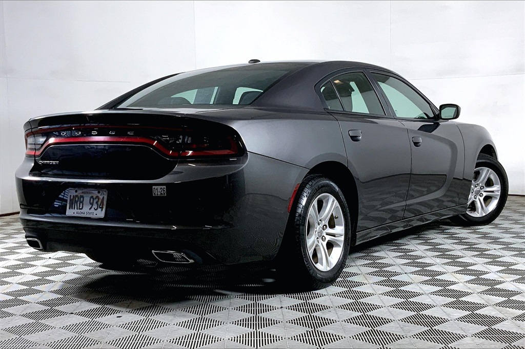 2022 Dodge Charger SXT photo 10