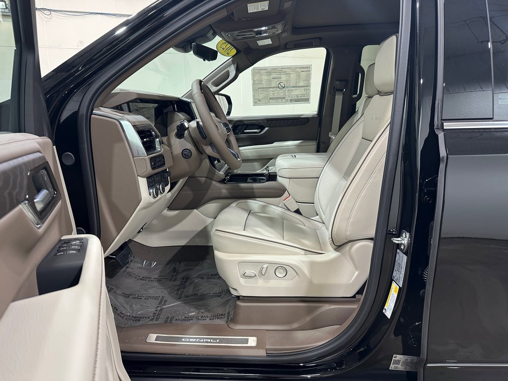 2025 Gmc Yukon Denali photo 10
