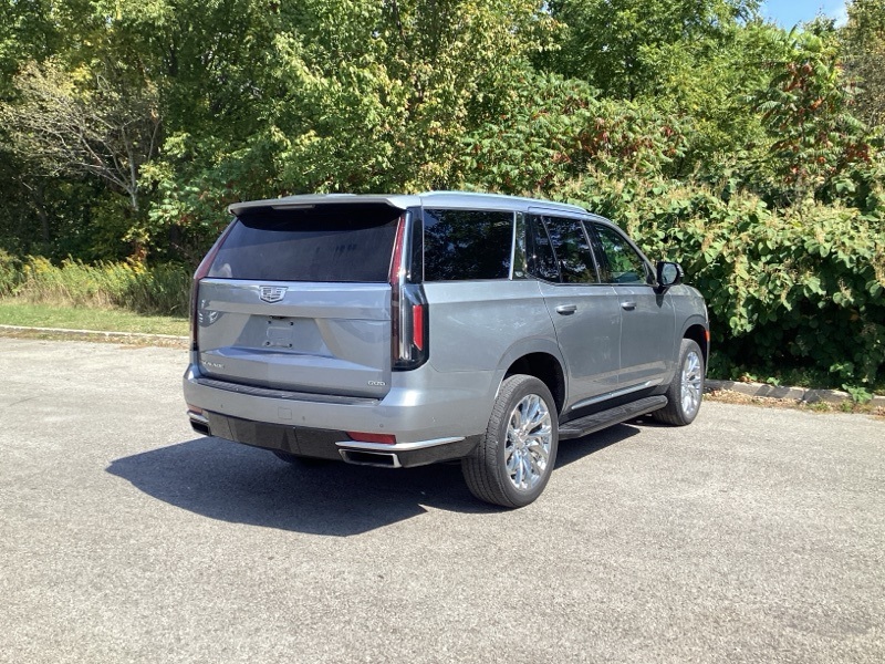 2023 Cadillac Escalade Premium Luxury photo 7