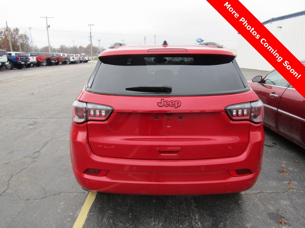 2023 Jeep Compass Red Edition photo 4