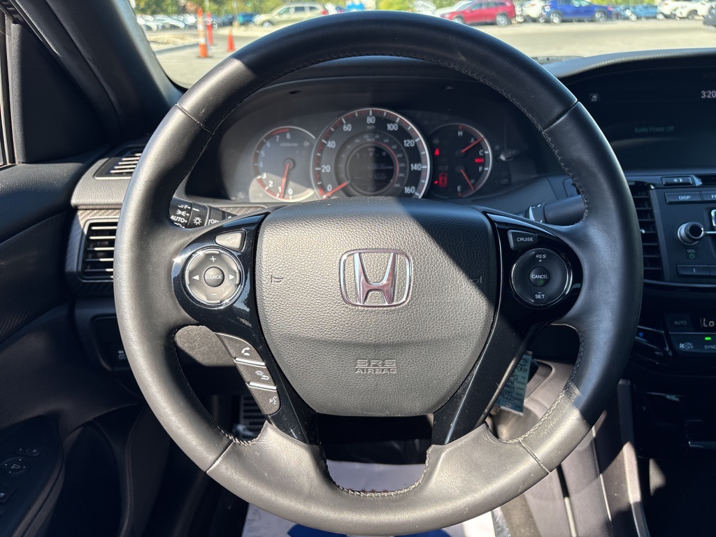 2017 Honda Accord Sport photo 16