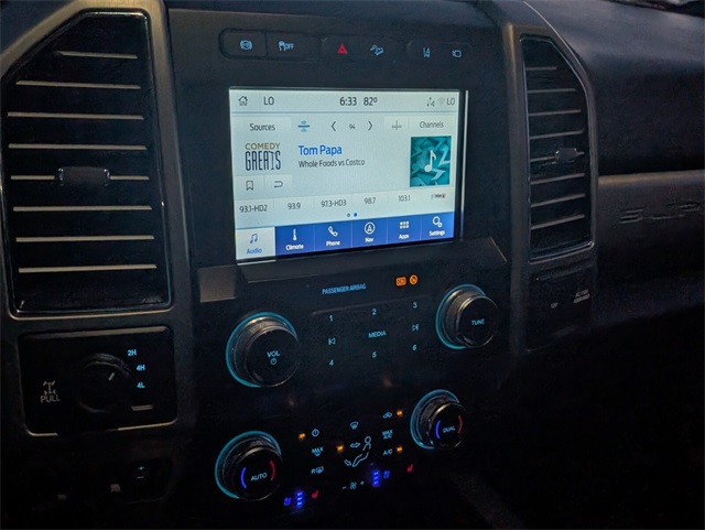 2021 Ford F-350 Platinum photo 19