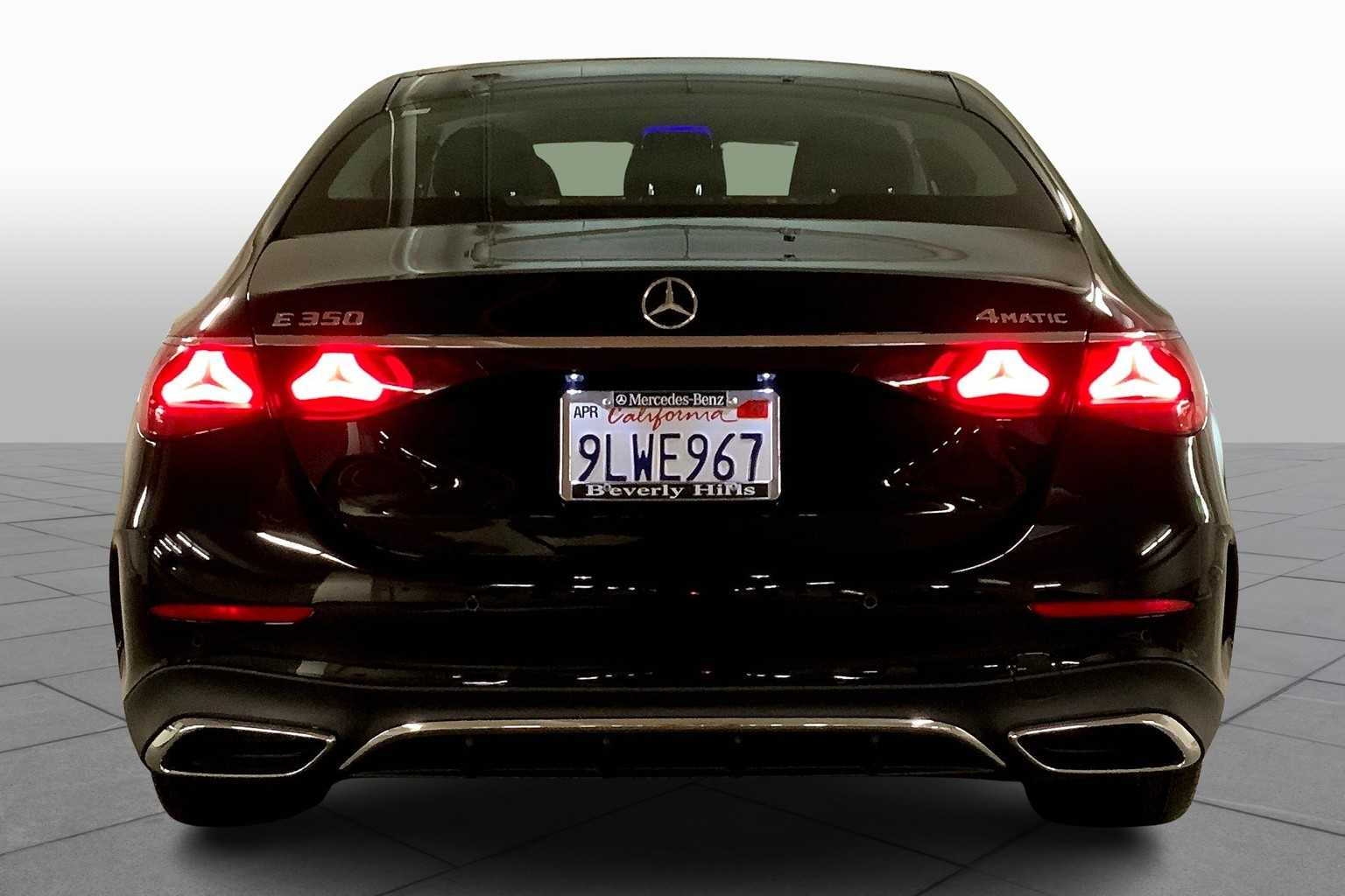 2024 Mercedes Benz E 350 4MATIC photo 4