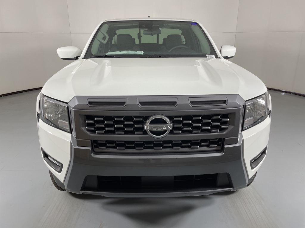 2025 Nissan Frontier SV photo 2
