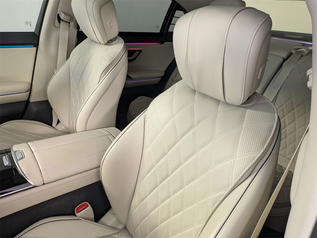 2024 Mercedes Benz S 580e 4MATIC photo 11