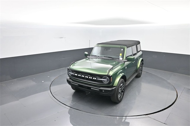 2022 Ford Bronco Outer Banks photo 14