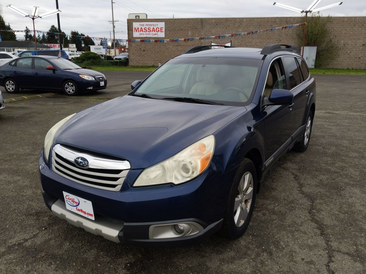 2010 Subaru Outback I Limited's photo