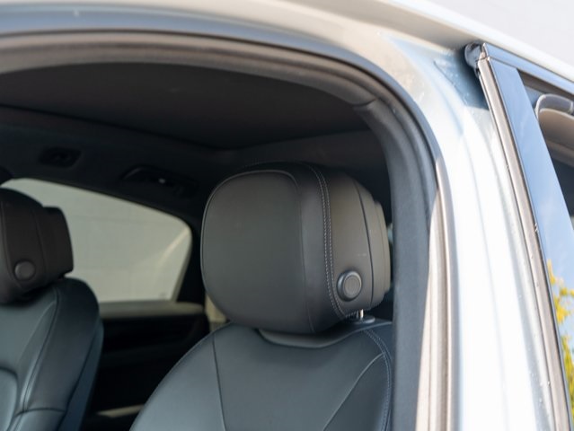 2022 Porsche Cayenne Coupe Base photo 18