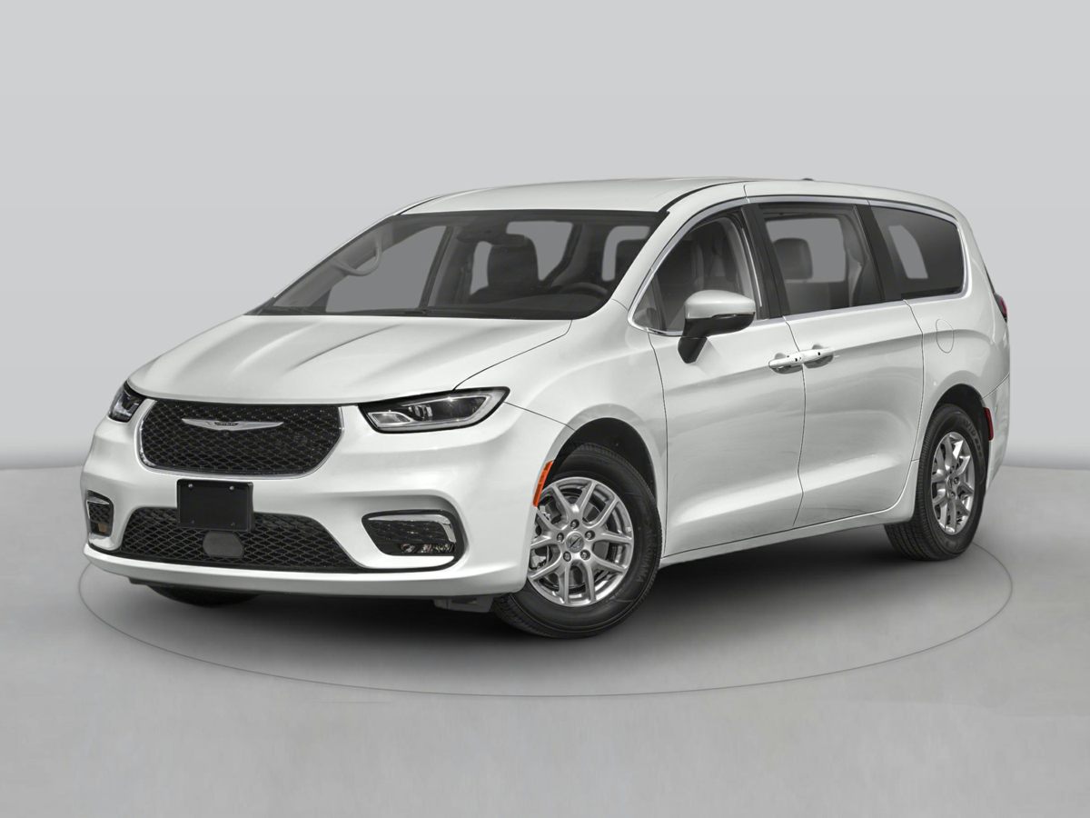 2023 Chrysler Pacifica Limited's photo