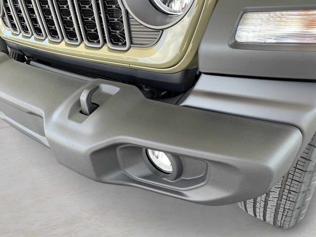 2025 Jeep Wrangler Sport photo 15
