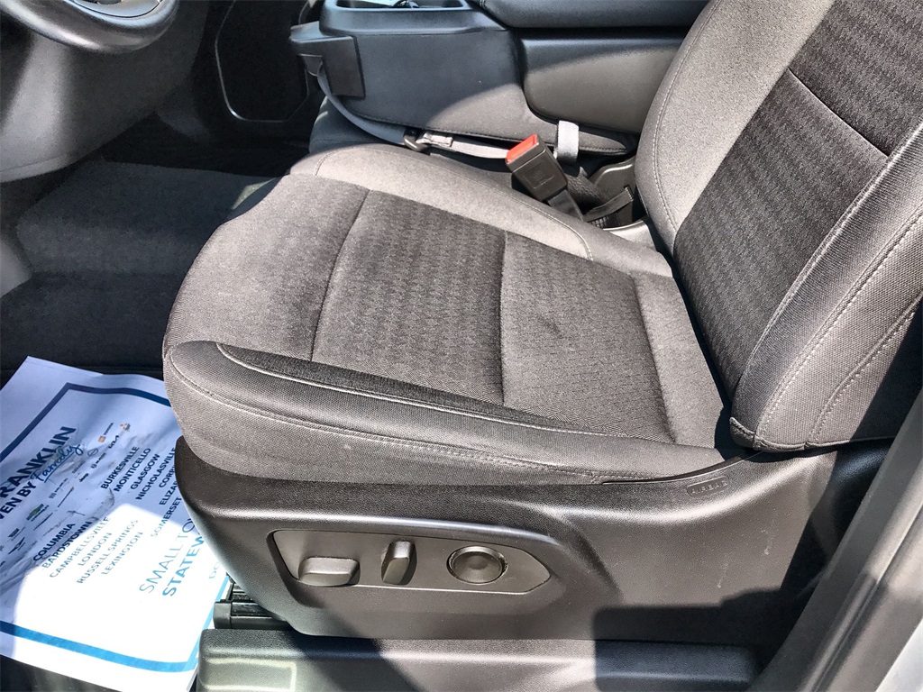2022 Chevrolet Silverado 1500 LT photo 10