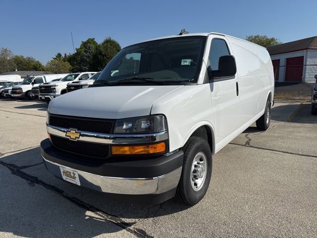2025 Chevrolet Express Cargo Work Van's photo