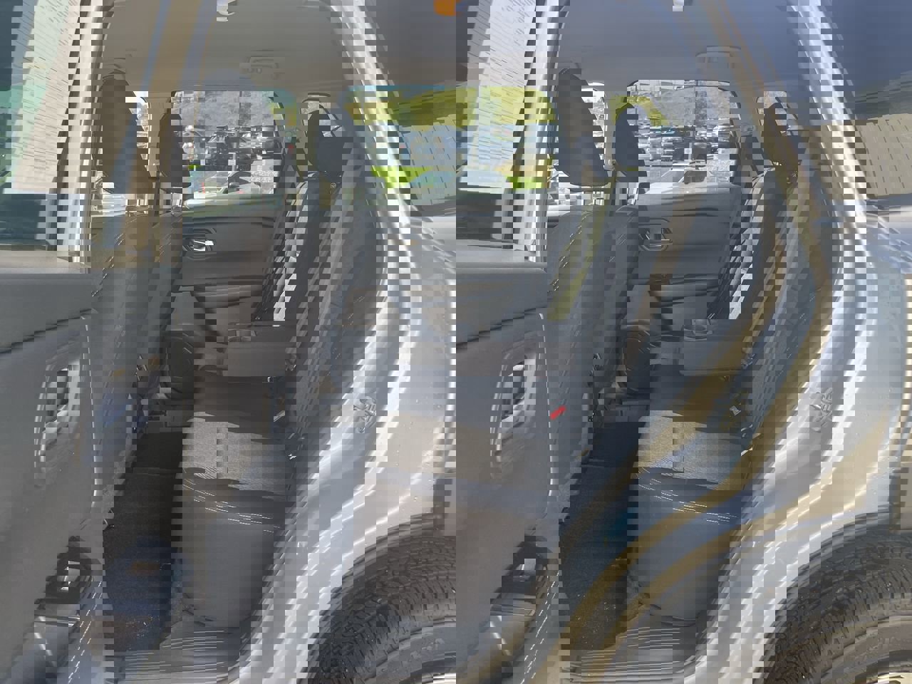 2024 Nissan Rogue SV photo 12