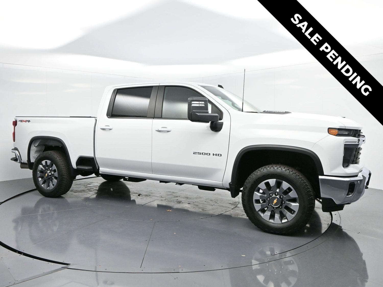 2025 Chevrolet Silverado 2500HD LT's photo