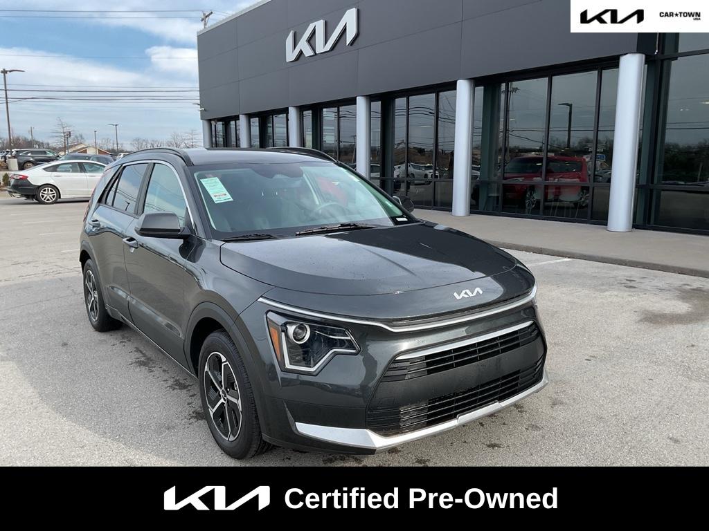 2024 Kia Niro LX's photo