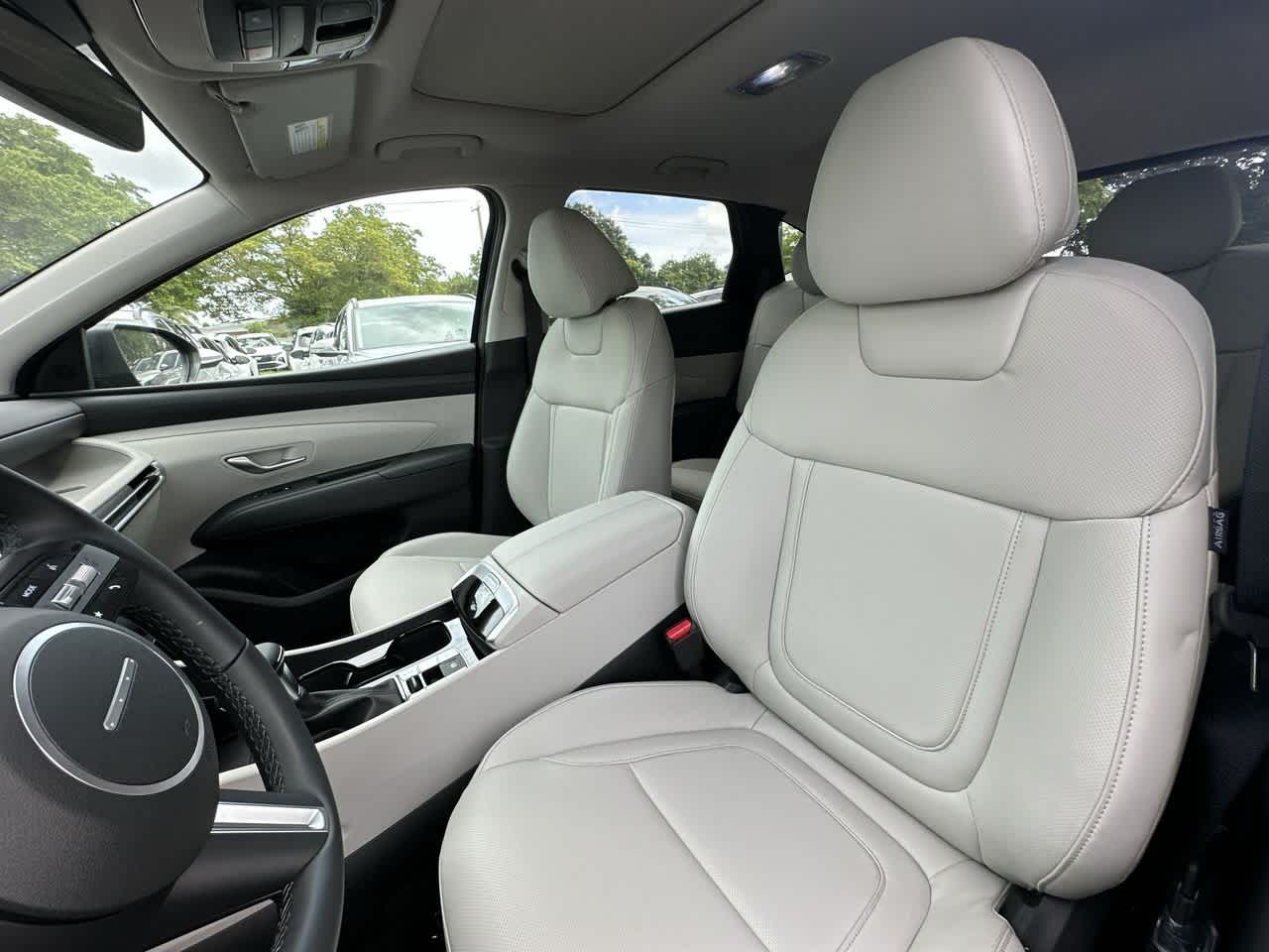 2025 Hyundai Tucson SEL Convenience photo 12
