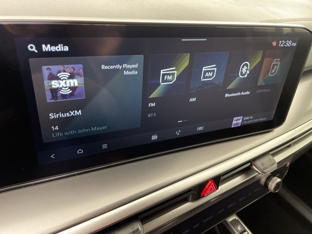 2025 Kia Sorento S photo 26