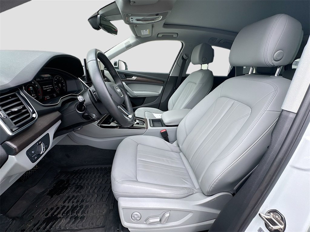 2022 Audi Q5 45 S line Premium Plus photo 23