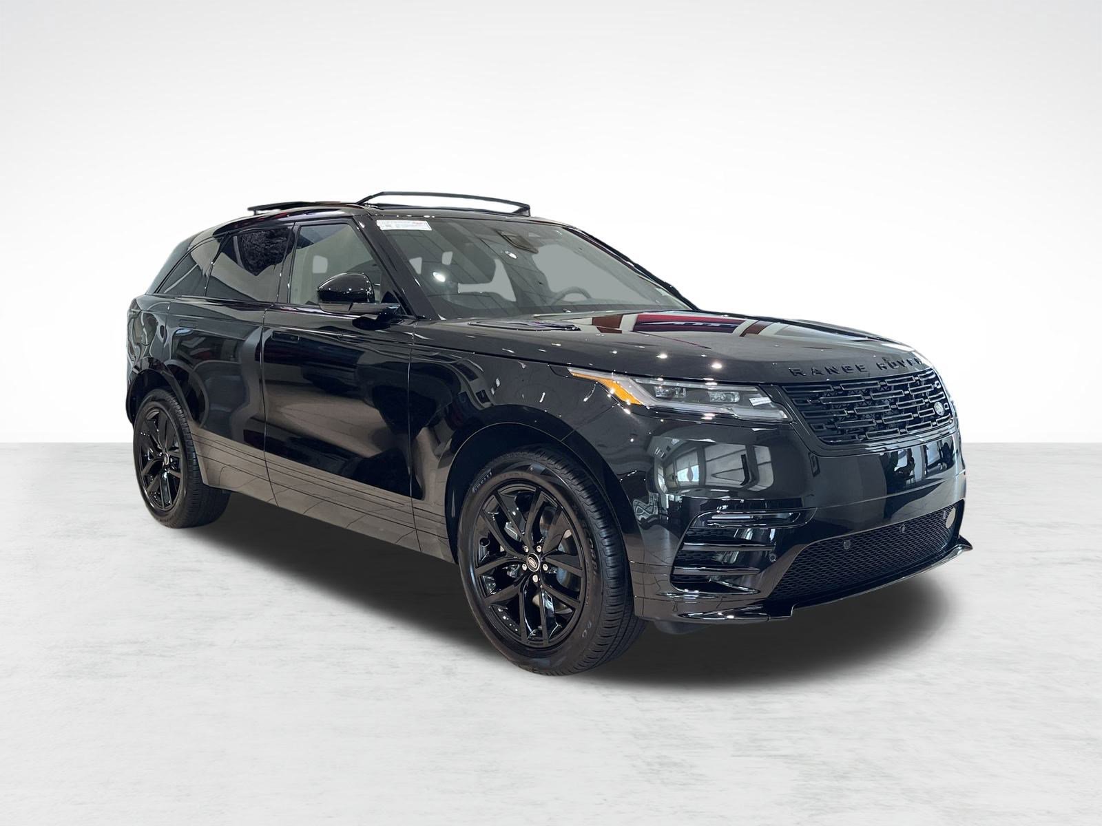 2025 Land Rover Range Rover Velar SE photo 3