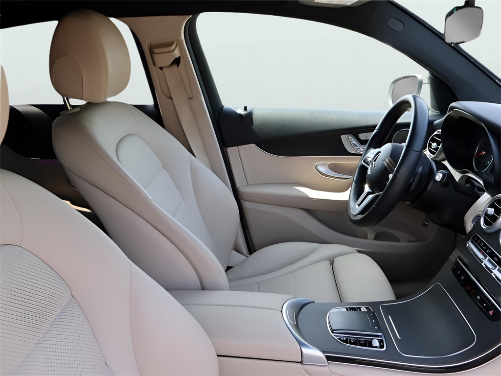 2022 Mercedes Benz GLC 300 Coupe 4MATIC photo 10