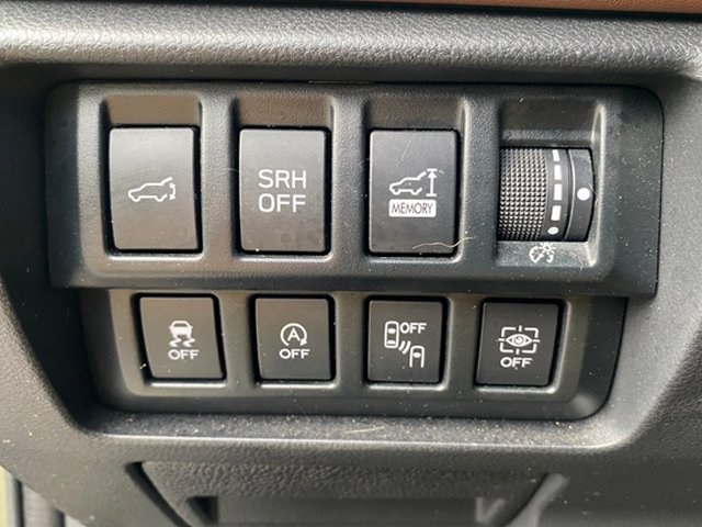 2023 Subaru Forester Touring photo 15