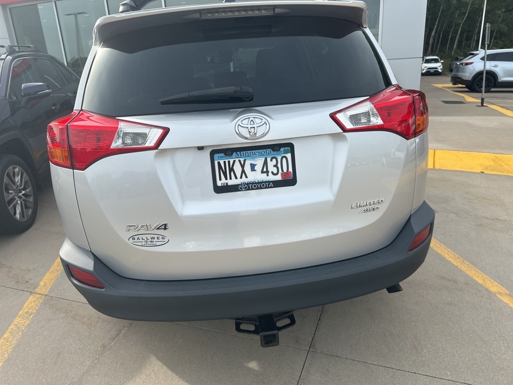 2015 Toyota RAV4 Limited photo 14