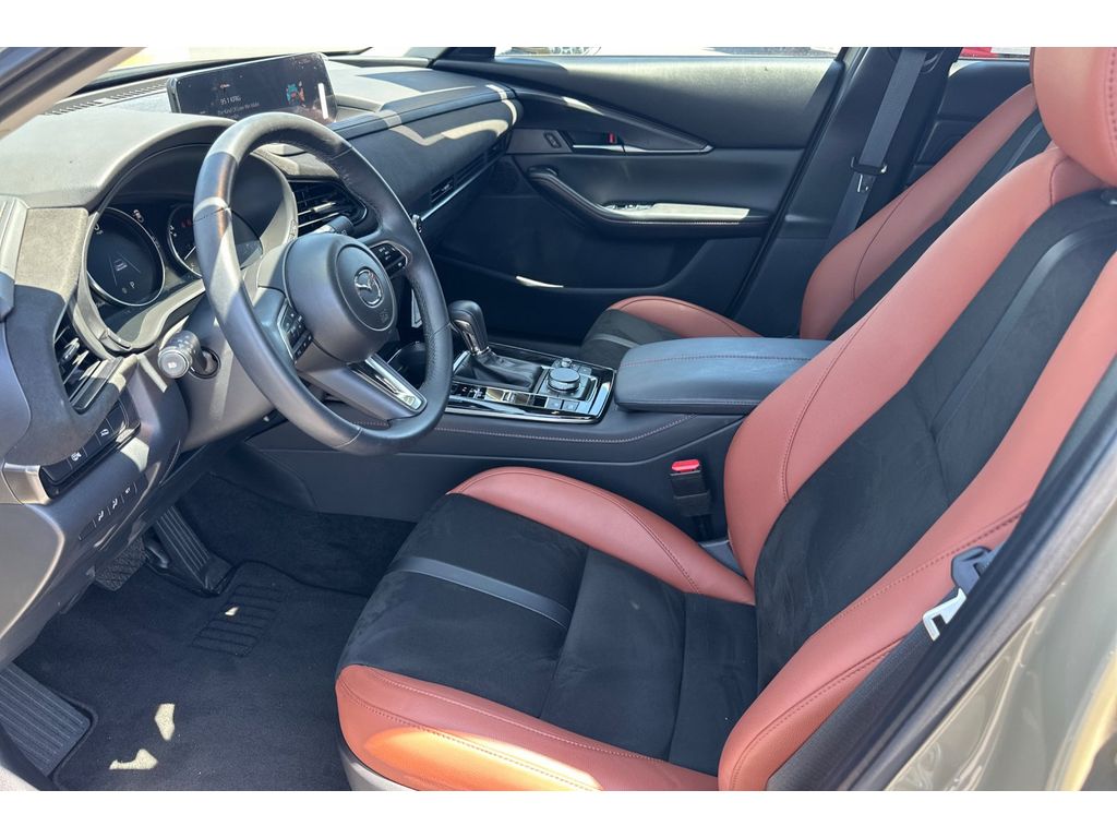 2024 Mazda CX-30 2.5 Carbon Turbo photo 11