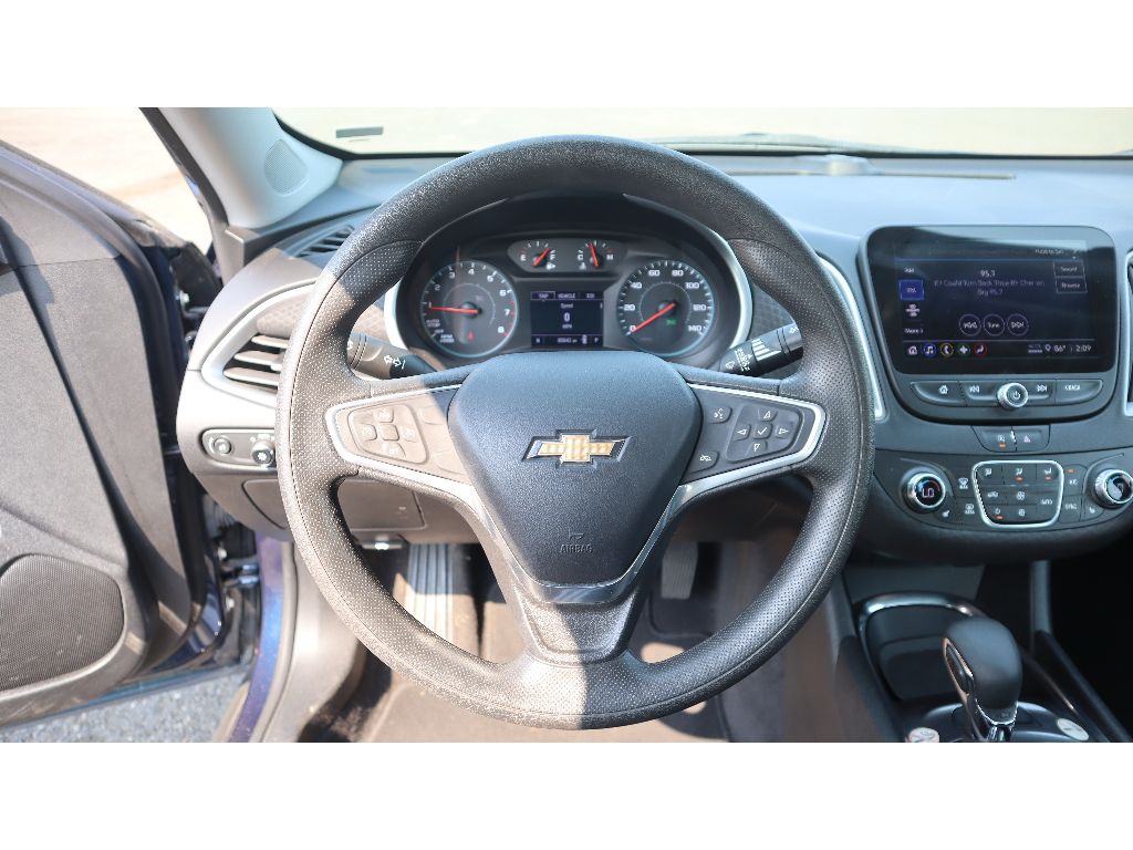2022 Chevrolet Malibu 1LT photo 15