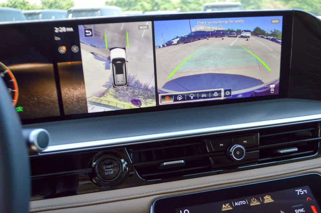 2025 Infiniti QX80 Luxe photo 13
