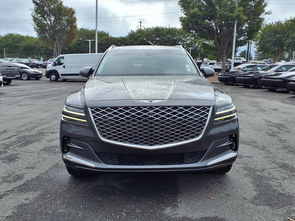 2022 Genesis GV80 Prestige photo 2