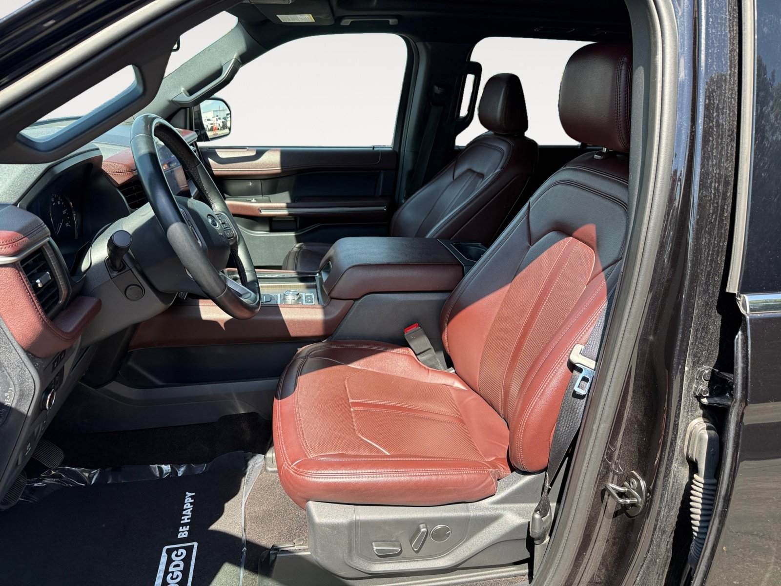 2023 Ford Expedition Limited photo 9