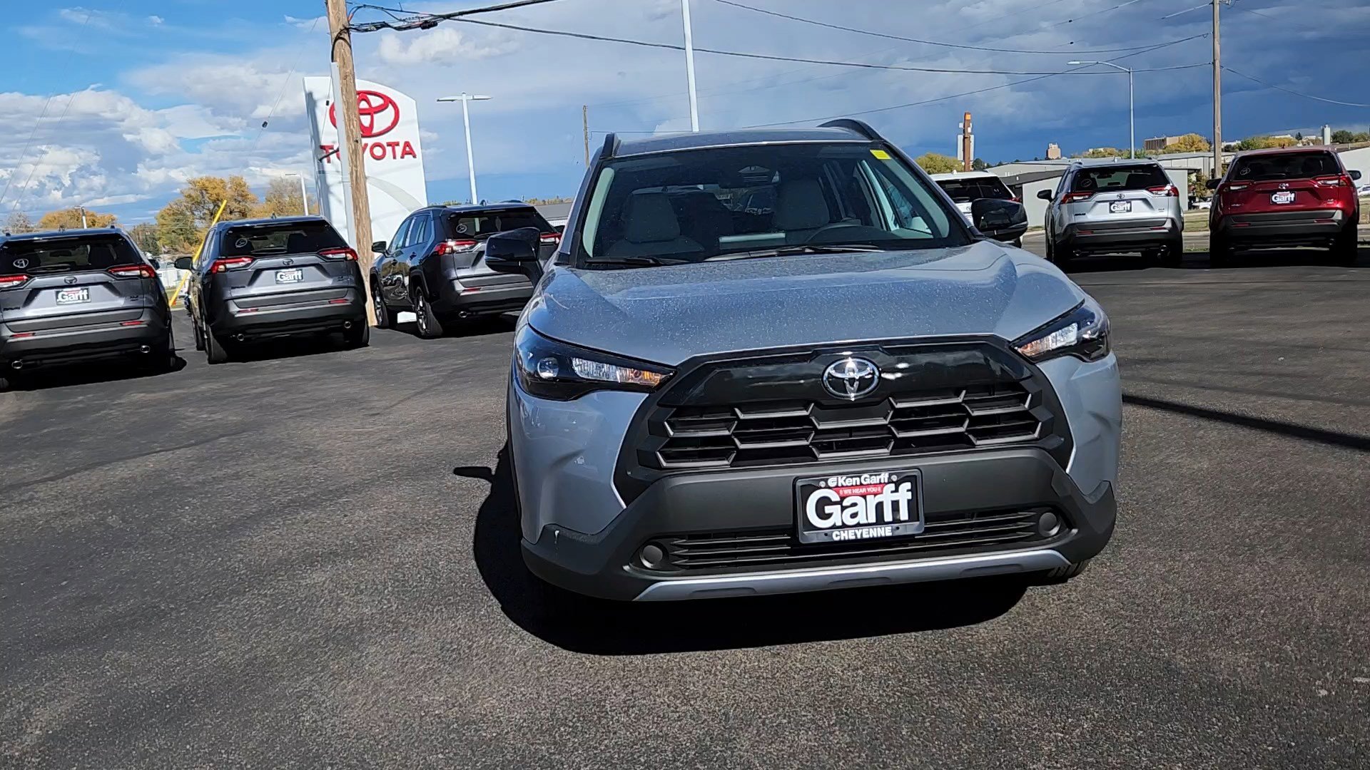 2026 Toyota Corolla Cross LE photo 4