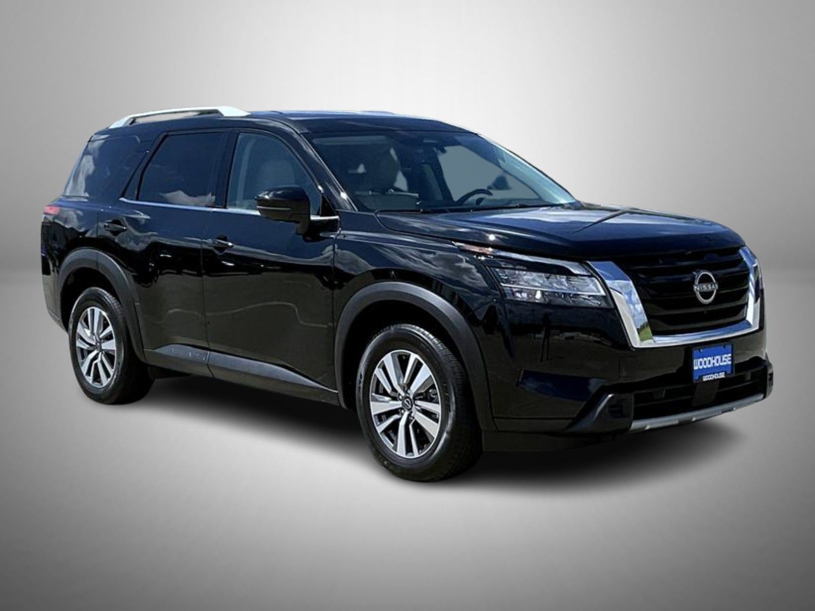 2023 Nissan Pathfinder SL photo 3