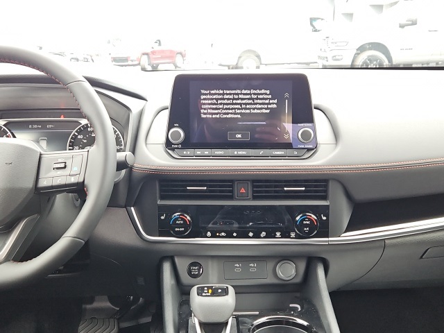 2026 Nissan Rogue SV photo 22