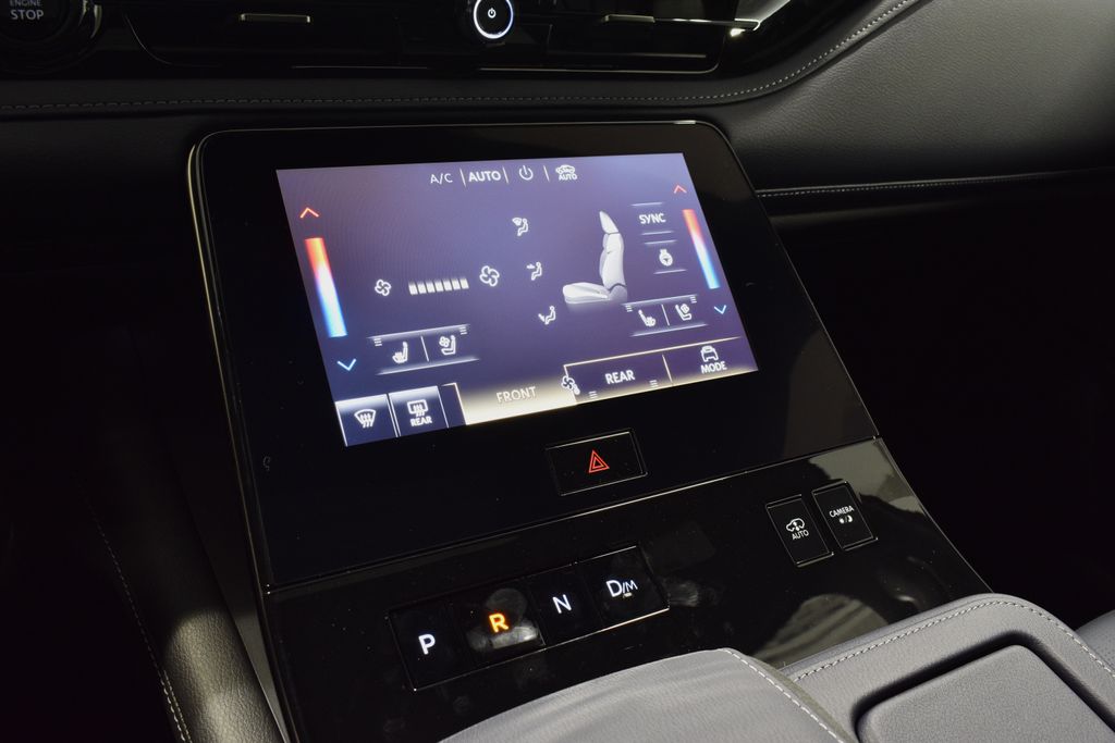 2026 Infiniti QX80 Sensory photo 22