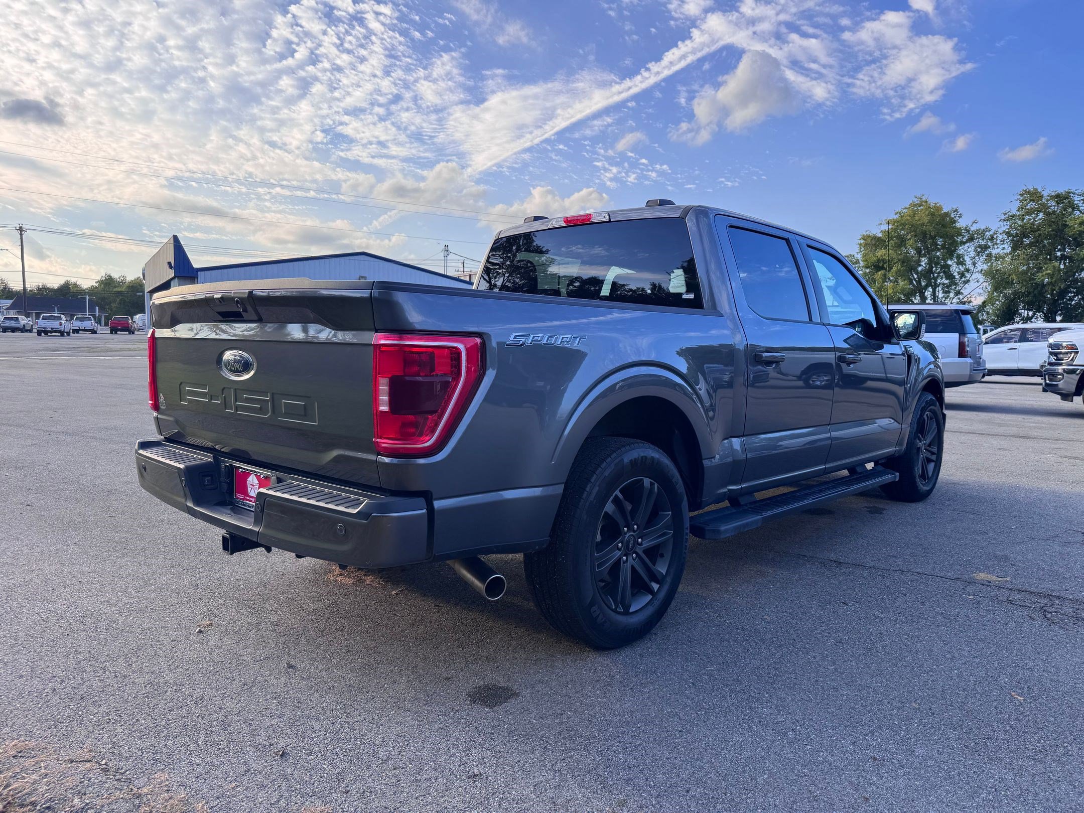 2023 Ford F-150 XLT photo 9