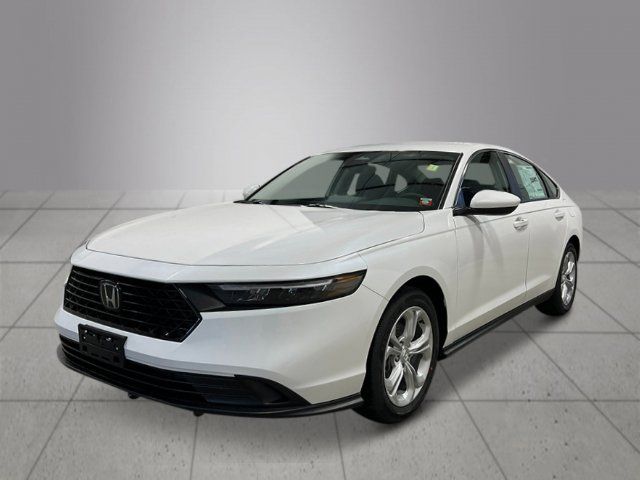 2025 Honda Accord LX's photo