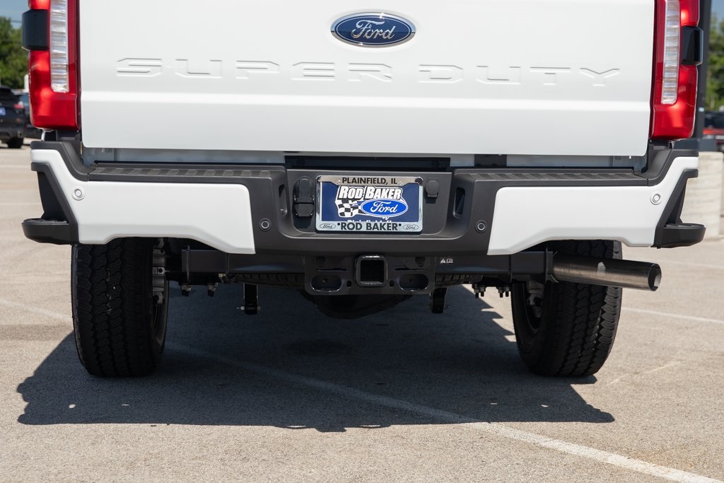 2025 Ford F-350 XL photo 14
