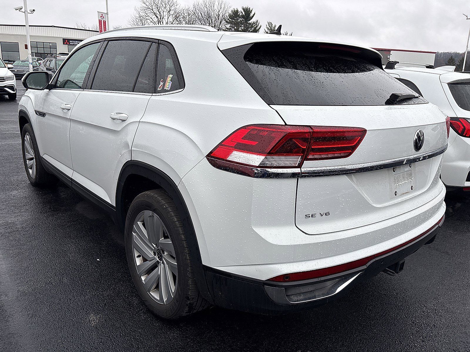 2023 Volkswagen Atlas Cross Sport V6 SE Technology photo 4